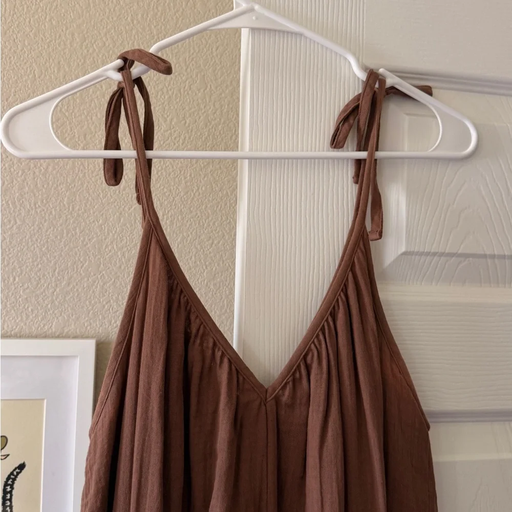 Old Navy Brown Sleeveless V-Neck Maxi Dress - Picture 3 of 5